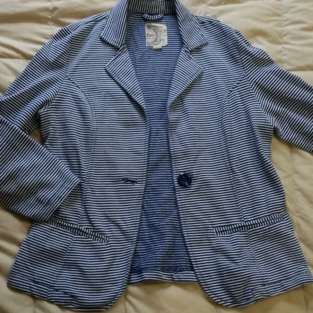 Navy & white pinstriped blazer